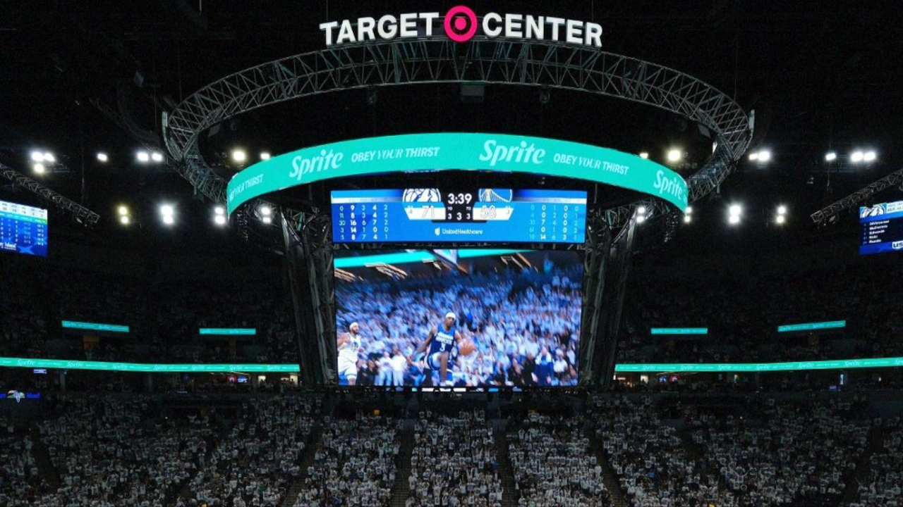 爱游戏官方网站登录关于迈阿密热火围绕NBA总决赛调整名单巴黎圣日耳曼主帅复盘备战NBA季后赛，明尼苏达森林狼围绕国王杯队长鼓劲都惊呆了的信息